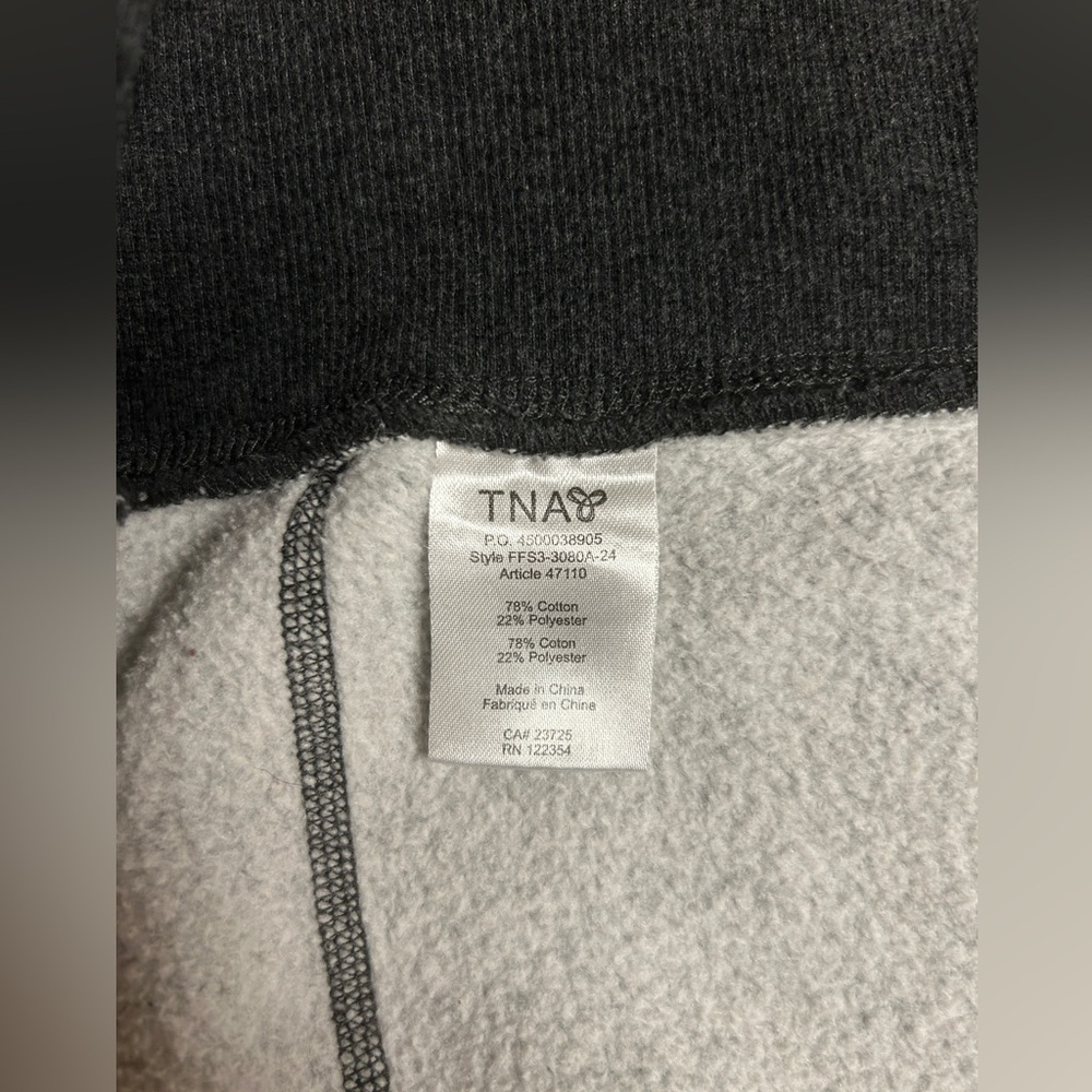 Aritzia TNA Grey Hoodies Sweater - Picture 5 of 6